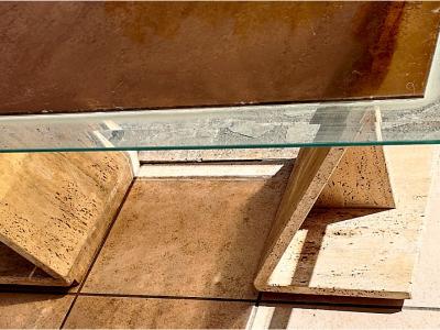 Mesa de centro de diseño 70/80 posmoderna – Hormigón y vidrio ahumado – Diseño 3 en 1