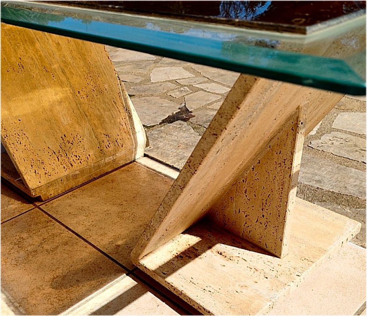 Mesa de centro de diseño 70/80 posmoderna – Hormigón y vidrio ahumado – Diseño 3 en 1