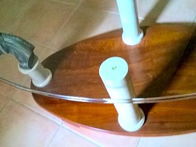 Mesita de caballo de diseño, madera, cristal, motivos de bronce, columnas de mármol