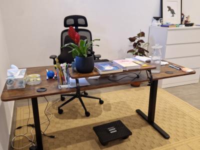 Desktop/ Bürotisch wie neu!