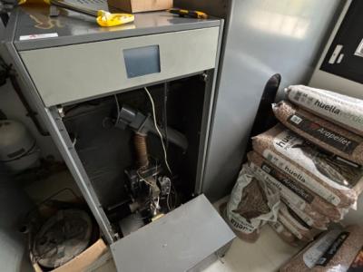 Domusa Pelletheizung + Silo mit automatischer Schneckenförderung