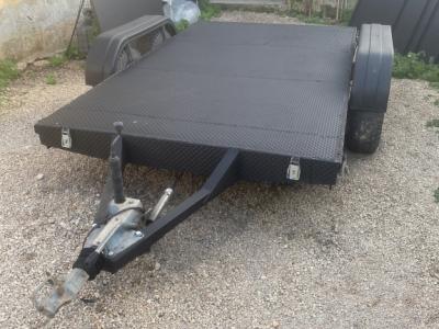 Doppelachs-Anhänger