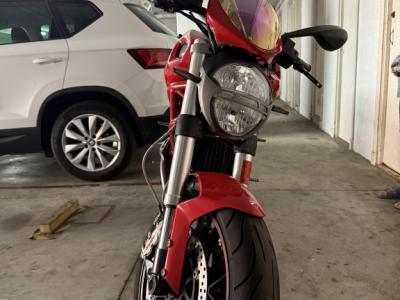Ducati monster 796
