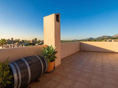 Adosado Dúplex en Calvià con Terraza y Garaje