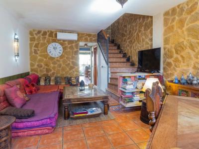 Adosado Dúplex en Calvià con Terraza y Garaje