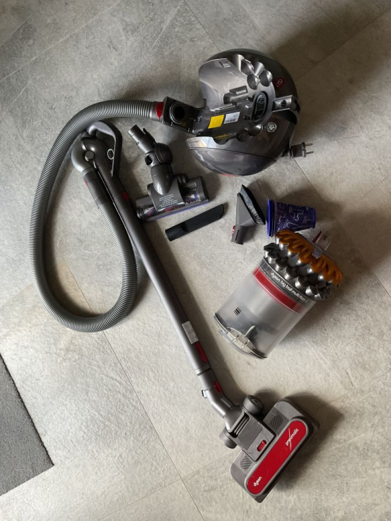 Aspiradora de pie Dyson Big Ball Multi Floor 2 gris