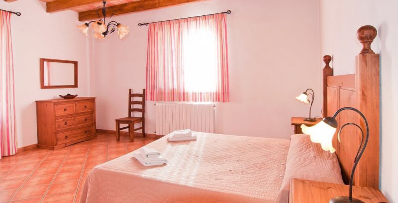 Ground-level finca b is to 8 persons with pool near Campos -- F 35 FZ