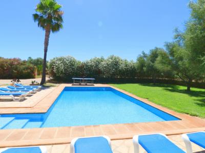 Ground-level finca b is to 8 persons with pool near Campos -- F 35 FZ