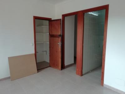 Ebenerdige Finca mit 4 SZ, unmöbliert, Pool, Kamin bei Alqueria Blanca-Santanyi ---F 55