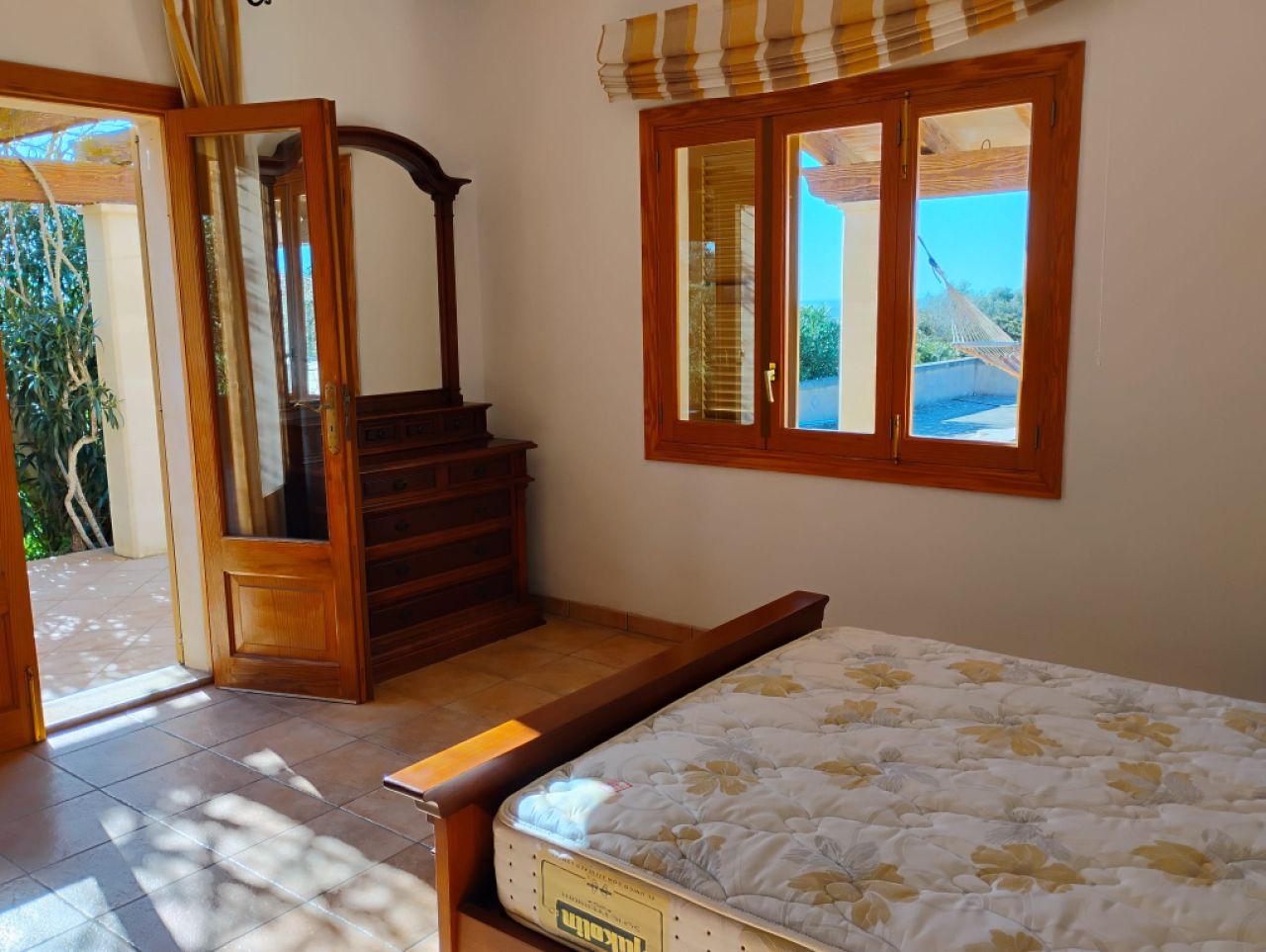 Ebenerdige Finca mit Garage, Pool und traumhaftem Ausblick - Campos - Santanyi