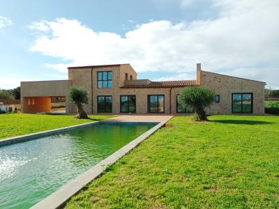 Single-level unfurnished luxury finca with all extras near Santanyi - Es Llombards --- F 150
