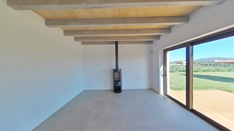 Single-level unfurnished luxury finca with all extras near Santanyi - Es Llombards --- F 150