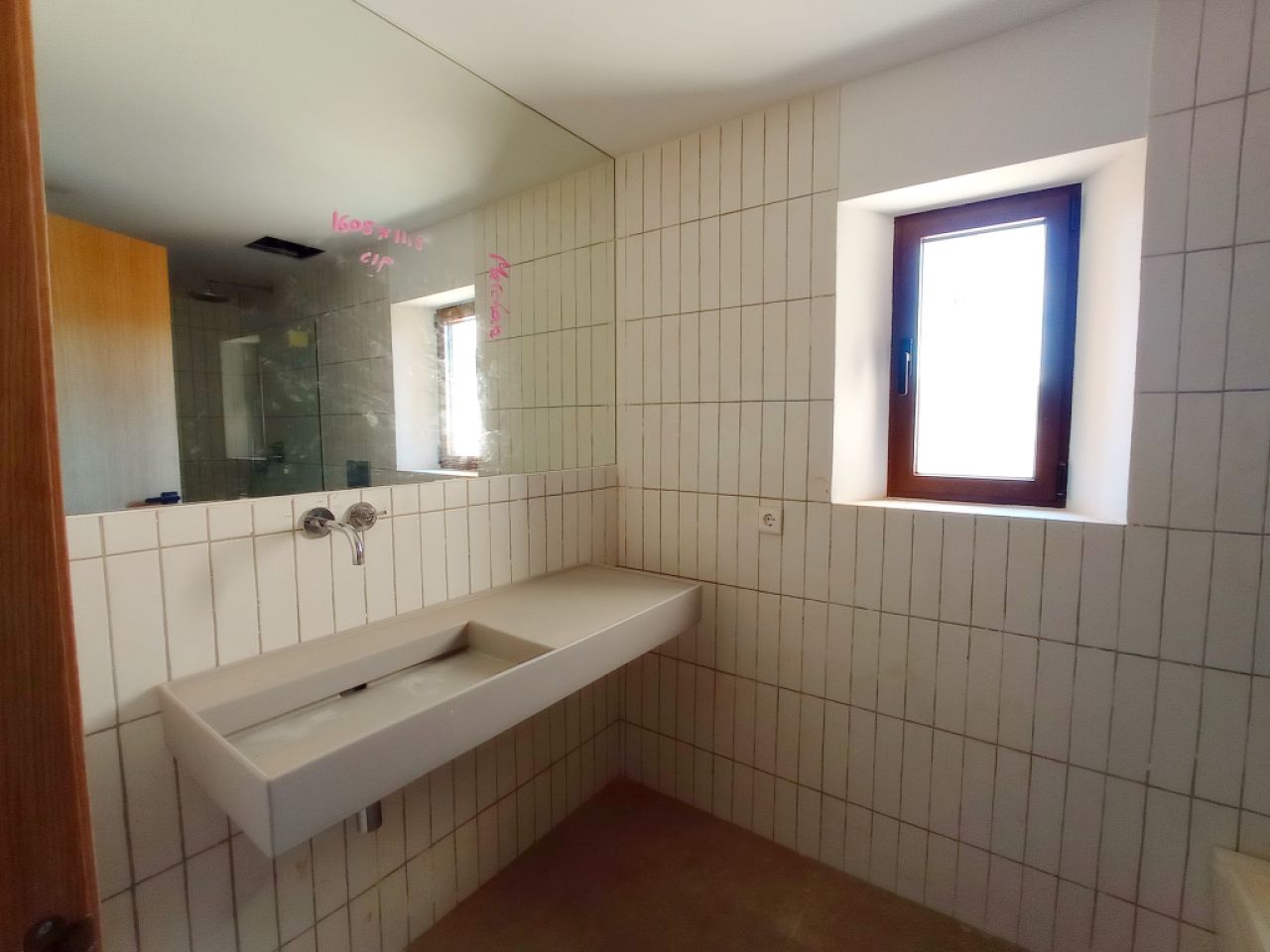 Single-level unfurnished luxury finca with all extras near Santanyi - Es Llombards --- F 150