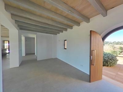 Single-level unfurnished luxury finca with all extras near Santanyi - Es Llombards --- F 150