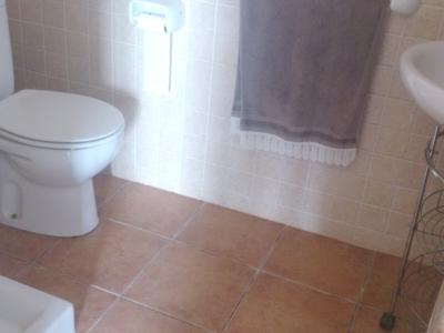 Chale a nivel del suelo con piscina, calefacción y vistas al mar cerca de Son Carrió -- CH 63