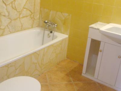 Chale a nivel del suelo con piscina, calefacción y vistas al mar cerca de Son Carrió -- CH 63