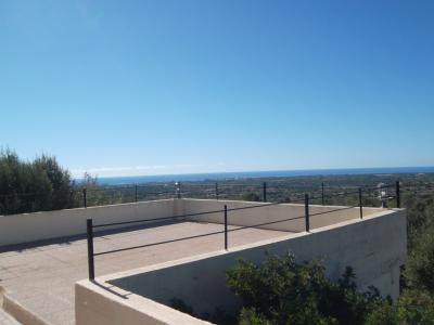 Chale a nivel del suelo con piscina, calefacción y vistas al mar cerca de Son Carrió -- CH 63