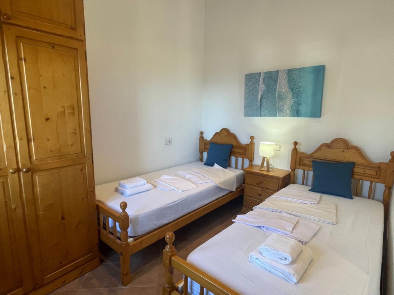 Ebenerdiges Chalet mit Garten, Terrasse und Meerblick in Cala Figuera-- CH 48