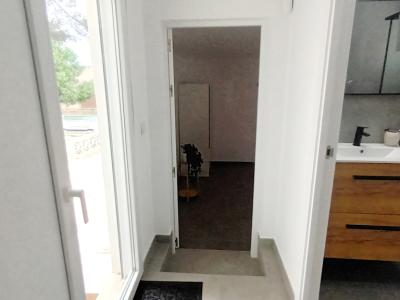 Chalet moderno y de una sola planta con 5 habitaciones en Cala Llombards -- CH 20