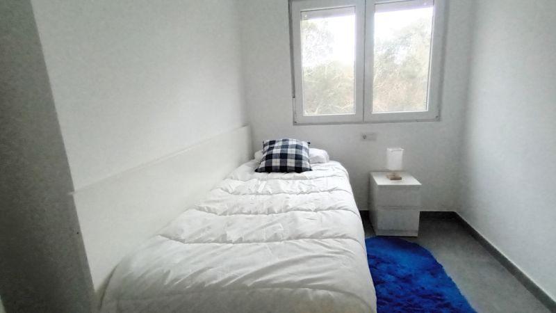 Chalet moderno y de una sola planta con 5 habitaciones en Cala Llombards -- CH 20