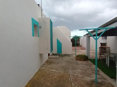 Chalet moderno y de una sola planta con 5 habitaciones en Cala Llombards -- CH 20