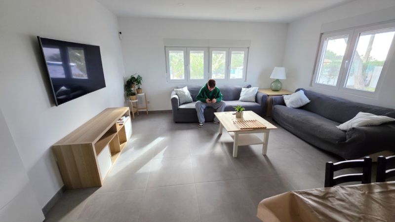 Chalet moderno y de una sola planta con 5 habitaciones en Cala Llombards -- CH 20