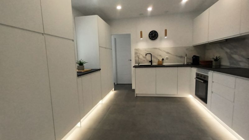 Chalet moderno y de una sola planta con 5 habitaciones en Cala Llombards -- CH 20