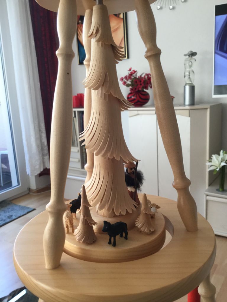 Real Erzgebirge Christmas pyramid, 90 cm high