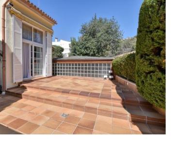 Casa adosada esquinera en Bendinat