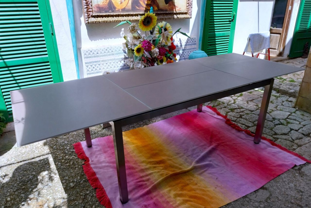 Elegant furniture for outdoor or indoor use