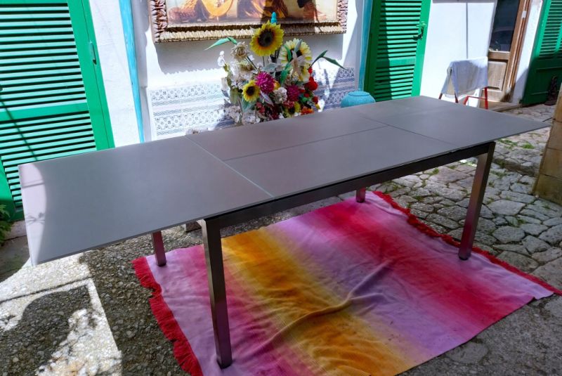 Elegant furniture for outdoor or indoor use