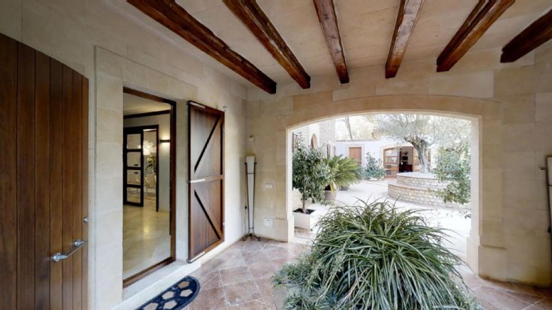 Einfamilienhaus zum Verkauf mit Pool zwischen Felanitx und Campos