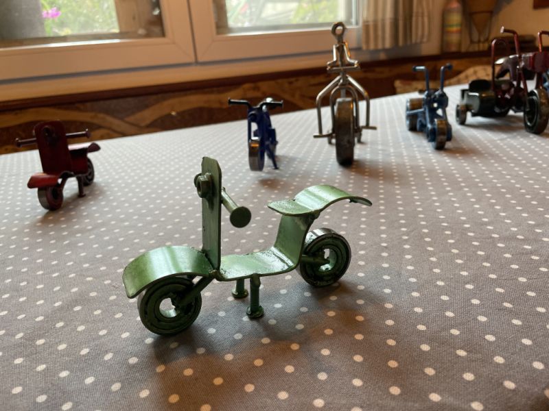 Unique Handmade Motorcycles – Handcrafted Metal Sculptures