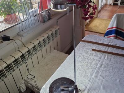 Elegante LED Schreibtischlampe