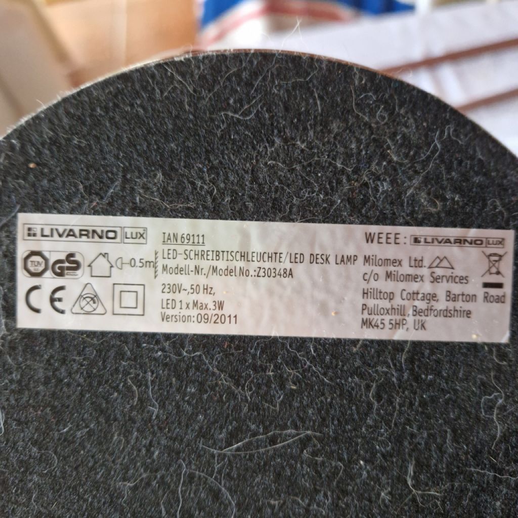 Elegante LED Schreibtischlampe