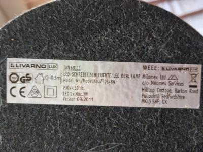 Elegante LED Schreibtischlampe