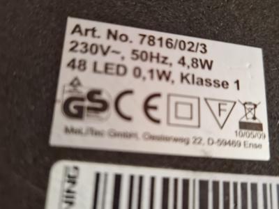 Elegante lámpara de escritorio