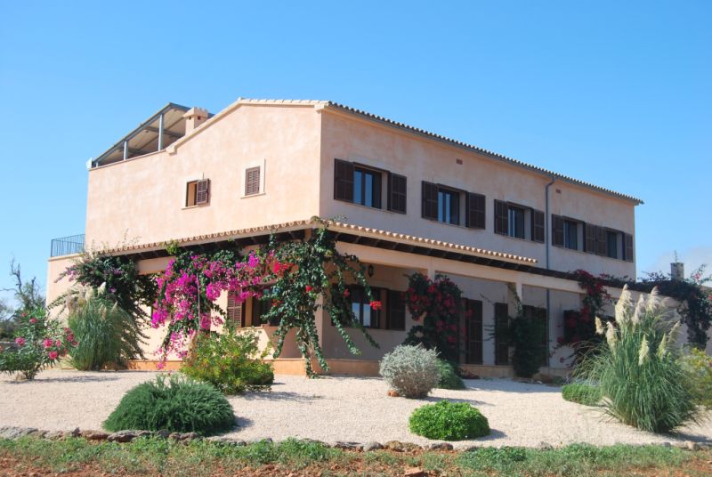 Elegante y amplia finca cerca de S Amarrador - Santanyi --- F 44 VK