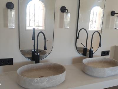 Servicio de electricidad, fontanería