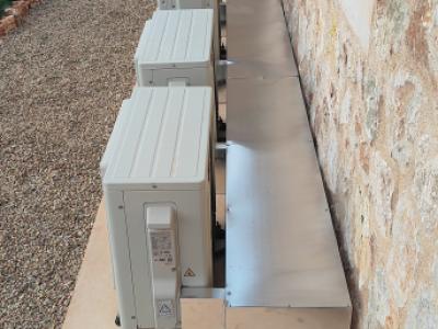 Servicio de electricidad, fontanería