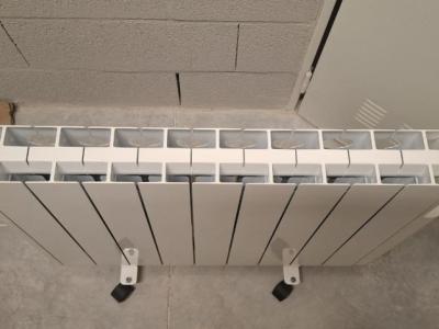 Elektrischer Heizkörper HJM 1500W – mit Display & Rollen – top Zustand