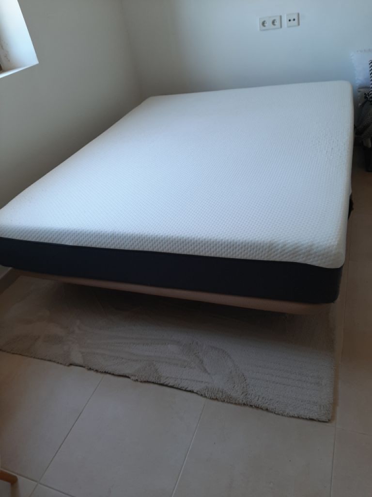 Colchón Emma y Emma Topper 140 cm x 200 cm más estructura para colchón