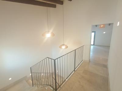 Enorm grosse Neubaufinca mit Aerothermikfussbodenheizung und Teilmeerblick bei S Horta -- F 72 CM