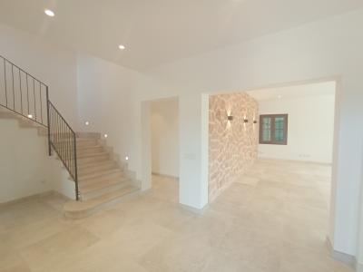 Enorm grosse Neubaufinca mit Aerothermikfussbodenheizung und Teilmeerblick bei S Horta -- F 72 CM