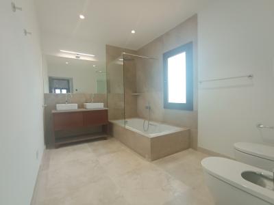 Enorm grosse Neubaufinca mit Aerothermikfussbodenheizung und Teilmeerblick bei S Horta -- F 72 CM