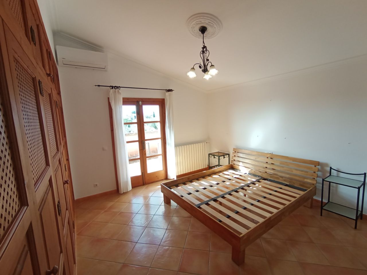 Enorme teilmöblierte FInca mit Ölheizung, Pool und Meerblick bei Porto Colom--- F 181