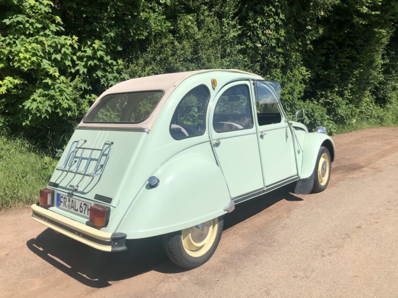 Ente 2 CV, Bj 1982 ZU VERKAUFEN