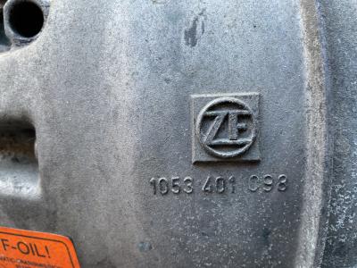 Ersatzteillos BMW 525TSD E34 Getriebe, Wellen, komplette Zentralwelle