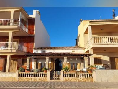 Es Trenc - Haus mit Genehmigung für 3 Stockwerke- erste Linie-