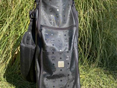 Exclusivo bolso de golf de diseño MCM